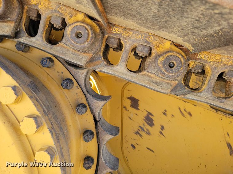 image for item EE1001 2006 Caterpillar D6 XL dozer