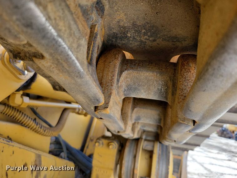 image for item EE1001 2006 Caterpillar D6 XL dozer