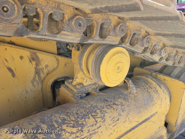 image for item EE1001 2006 Caterpillar D6 XL dozer