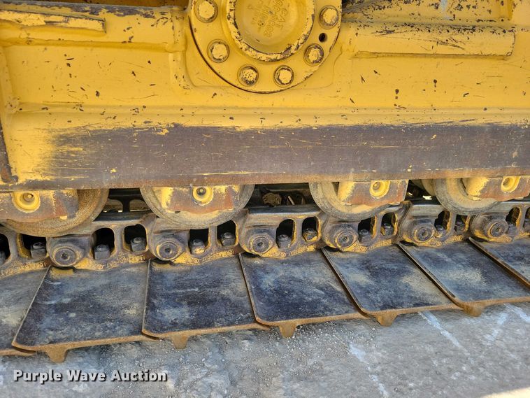 image for item EE1001 2006 Caterpillar D6 XL dozer
