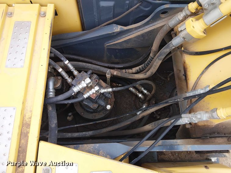 image for item EE1453 Kobelco SK210LC-10 excavator