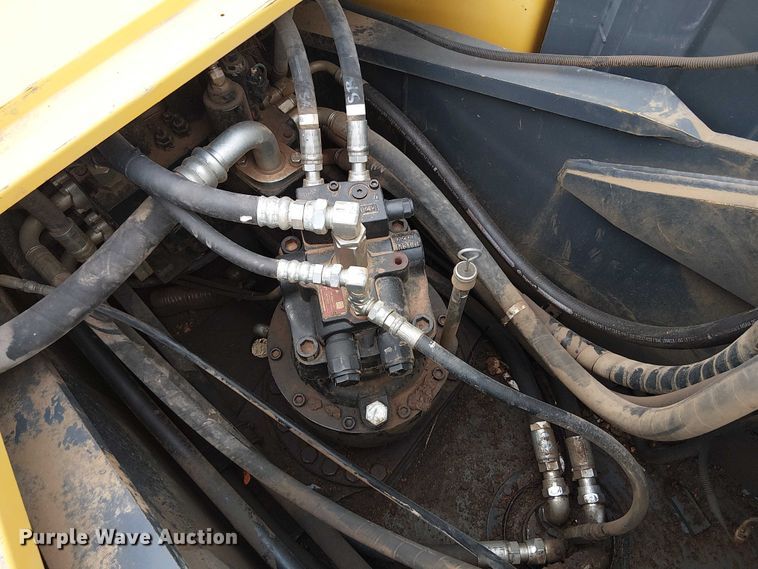 image for item EE1453 Kobelco SK210LC-10 excavator