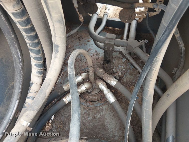 image for item EE1453 Kobelco SK210LC-10 excavator