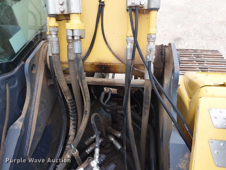 image for item EE1453 Kobelco SK210LC-10 excavator