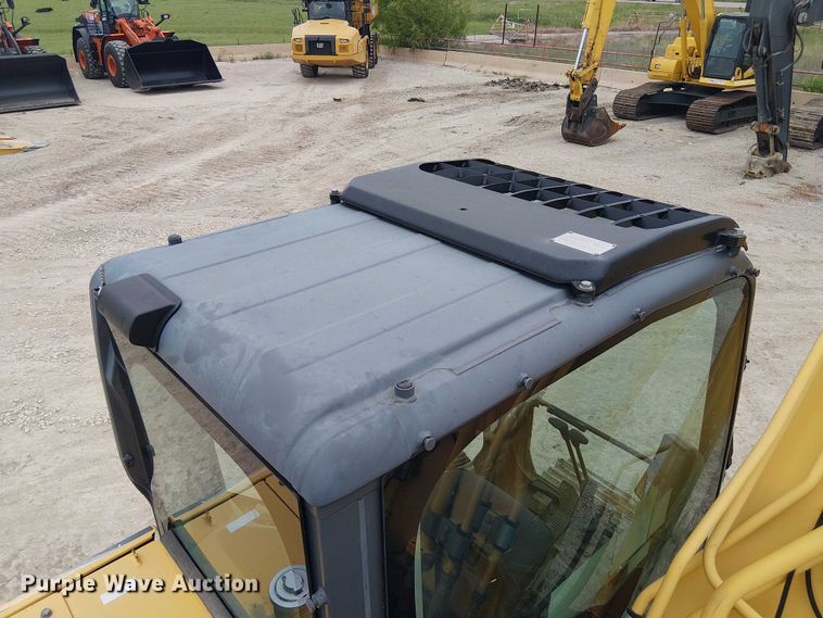 image for item EE1453 Kobelco SK210LC-10 excavator