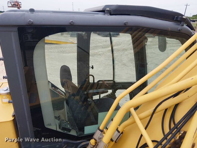 image for item EE1453 Kobelco SK210LC-10 excavator