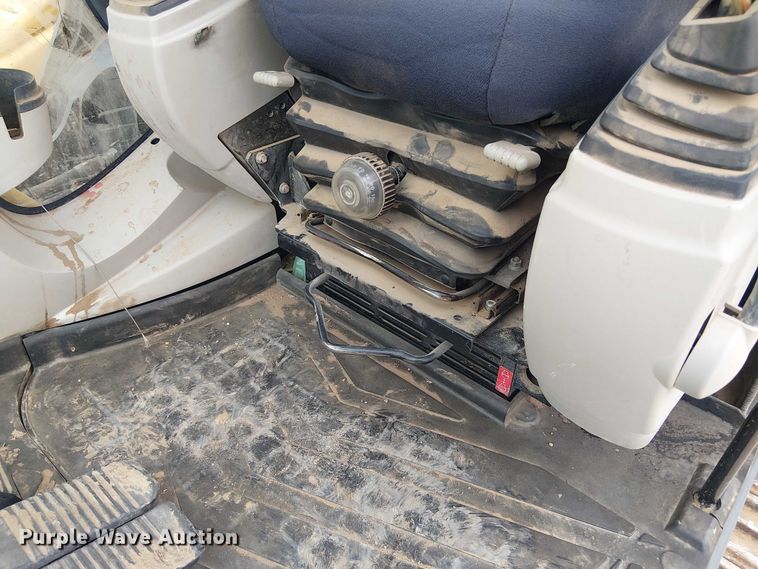 image for item EE1453 Kobelco SK210LC-10 excavator