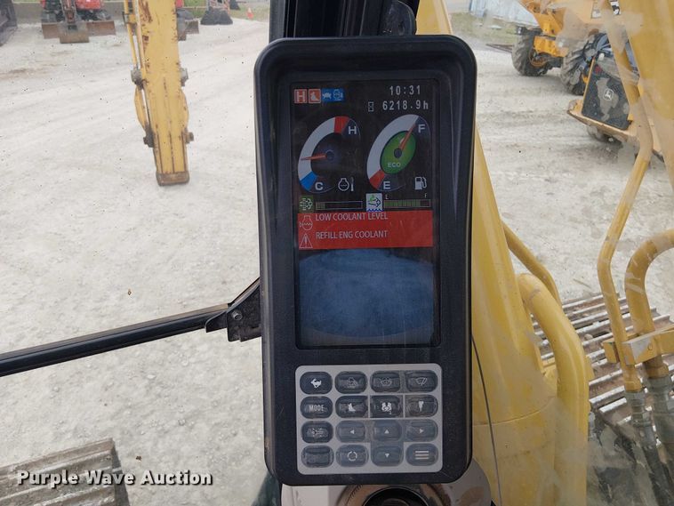 image for item EE1453 Kobelco SK210LC-10 excavator