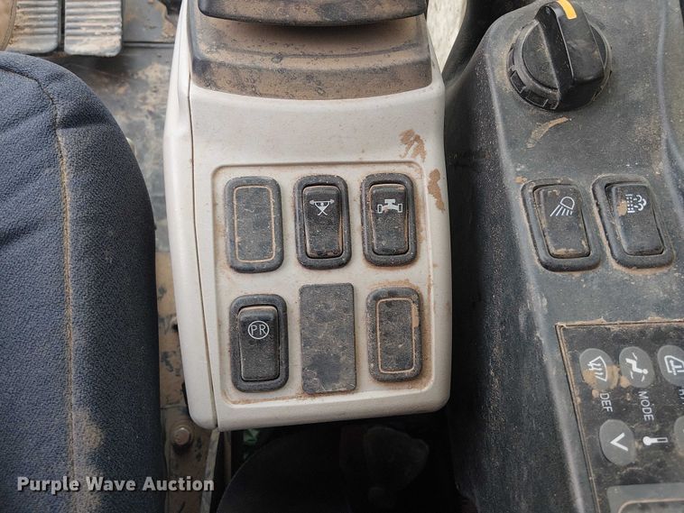 image for item EE1453 Kobelco SK210LC-10 excavator
