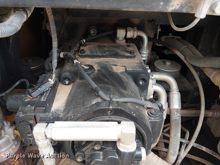 image for item EE1453 Kobelco SK210LC-10 excavator
