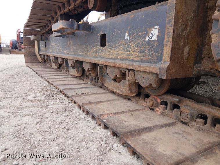 image for item EE1453 Kobelco SK210LC-10 excavator