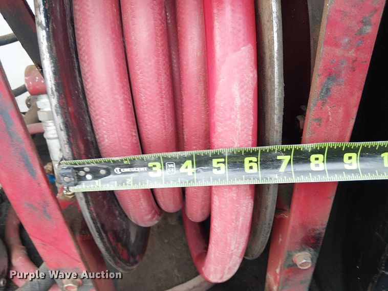 image for item EE1475 2011 Peterbilt 337 fuel / lube truck