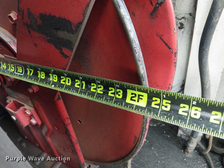 image for item EE1475 2011 Peterbilt 337 fuel / lube truck