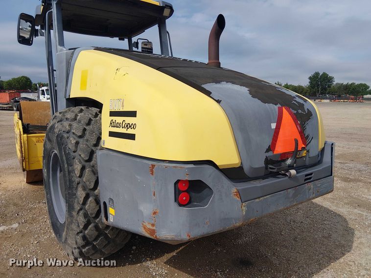 image for item EE1476 2016 Dynapac CA2500 single drum vibratory roller