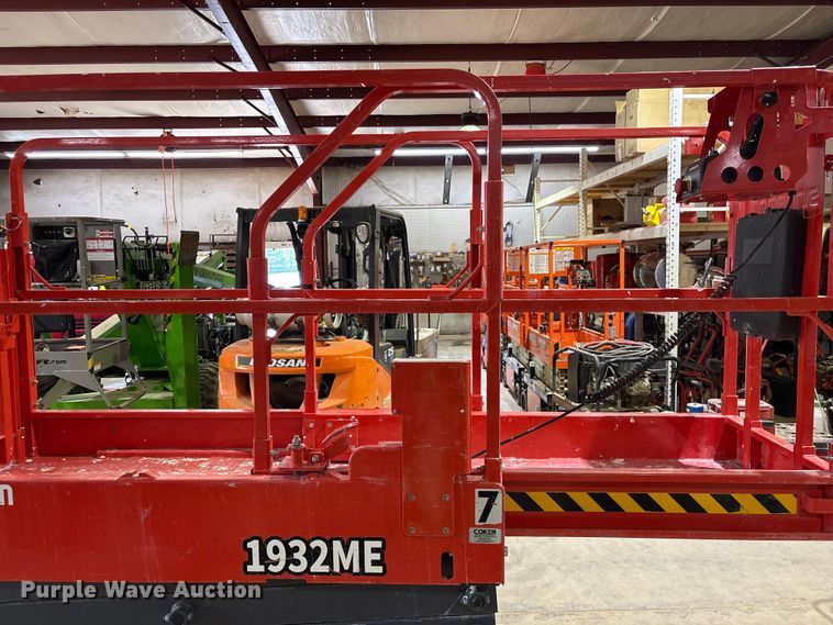 image for item EF1111 2023 Snook 1932ME scissor lift