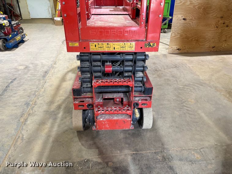 image for item EF1111 2023 Snook 1932ME scissor lift