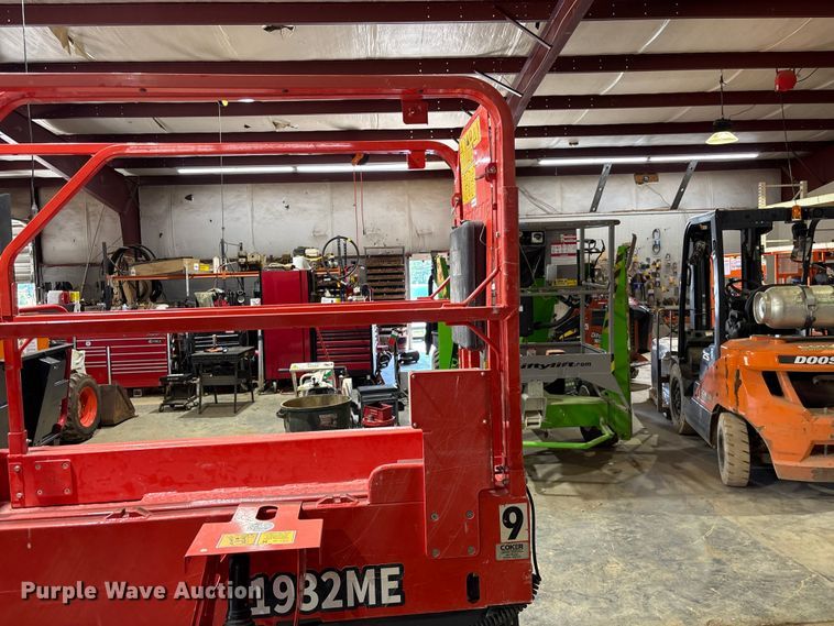 image for item EF1112 2023 SinoBoom 1932ME scissor lift