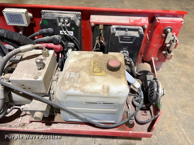 image for item EF1112 2023 SinoBoom 1932ME scissor lift