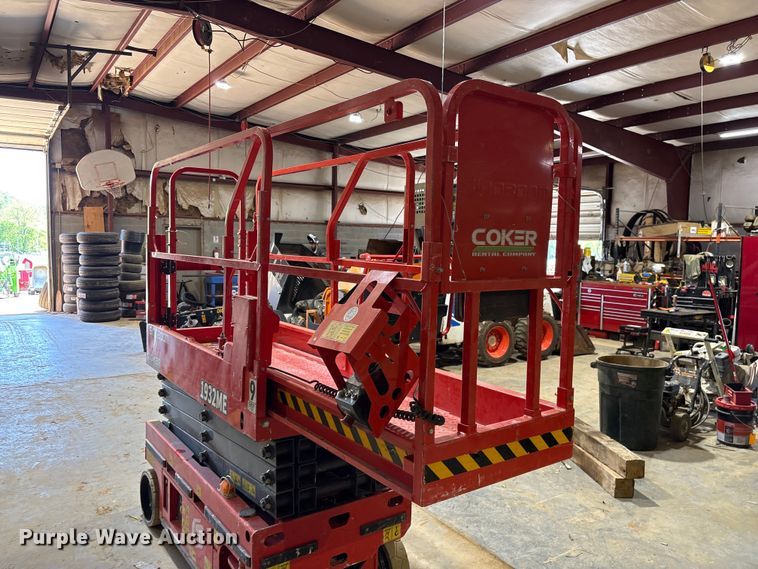 image for item EF1112 2023 SinoBoom 1932ME scissor lift