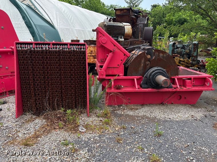 image for item EF1116 Kohlberg Pioneer 4654 PRVSE impact crusher