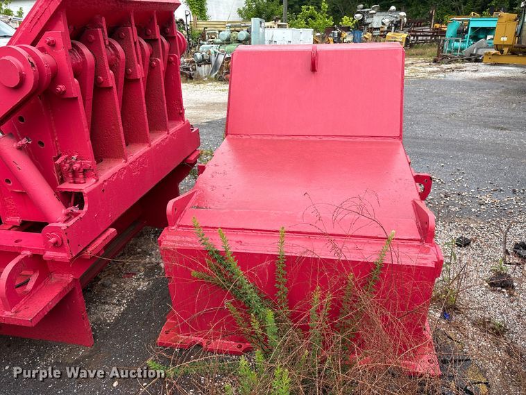image for item EF1116 Kohlberg Pioneer 4654 PRVSE impact crusher