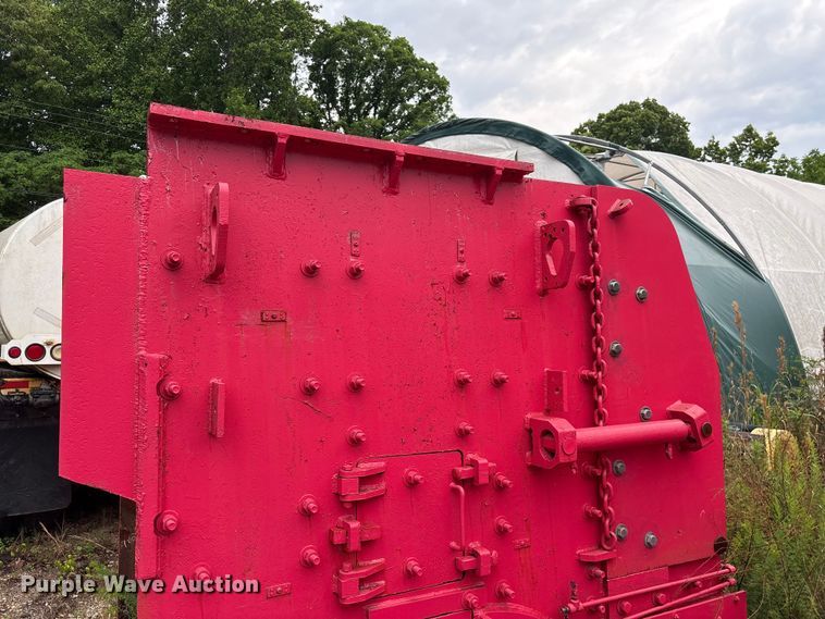 image for item EF1116 Kohlberg Pioneer 4654 PRVSE impact crusher
