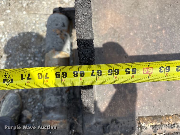 image for item EF1152 Blaw-Knox PF4410 paver