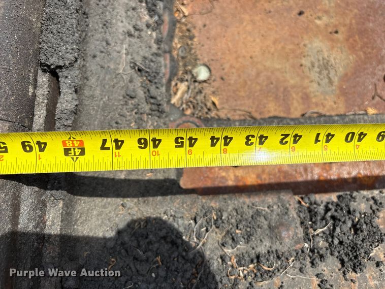 image for item EF1152 Blaw-Knox PF4410 paver