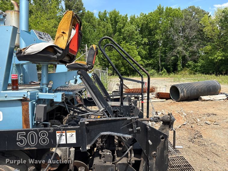 image for item EF1152 Blaw-Knox PF4410 paver
