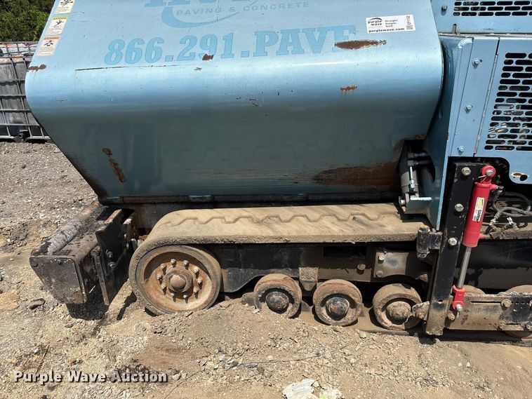 image for item EF1152 Blaw-Knox PF4410 paver