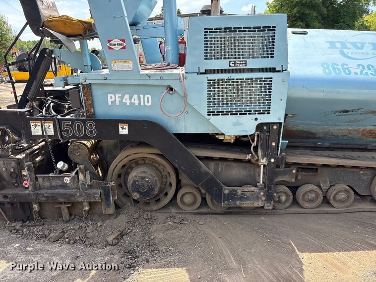 image for item EF1152 Blaw-Knox PF4410 paver
