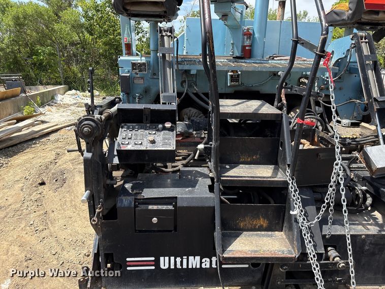 image for item EF1152 Blaw-Knox PF4410 paver