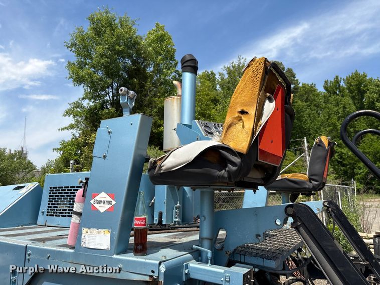 image for item EF1152 Blaw-Knox PF4410 paver