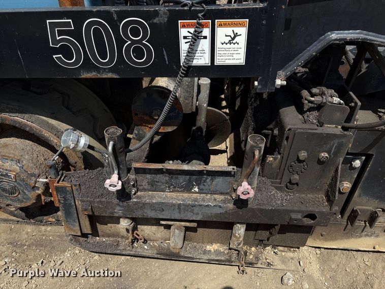 image for item EF1152 Blaw-Knox PF4410 paver