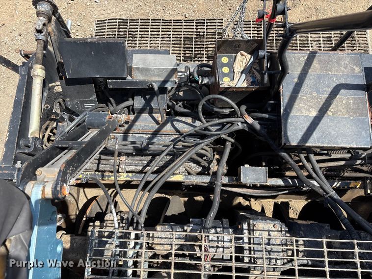 image for item EF1152 Blaw-Knox PF4410 paver