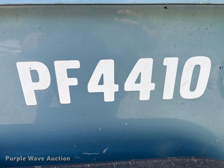 image for item EF1152 Blaw-Knox PF4410 paver