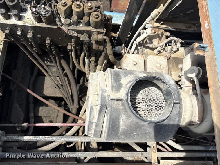 image for item EF1152 Blaw-Knox PF4410 paver