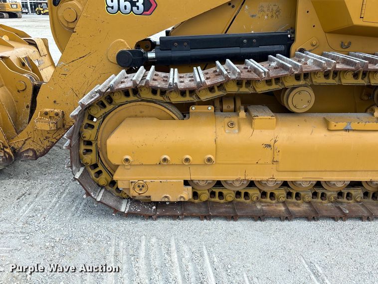 image for item EF1165 2021 Caterpillar 963 track loader