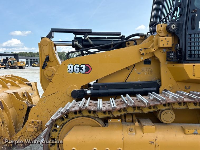 image for item EF1165 2021 Caterpillar 963 track loader