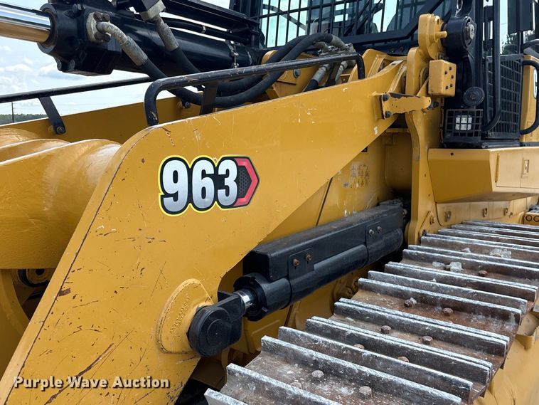 image for item EF1165 2021 Caterpillar 963 track loader
