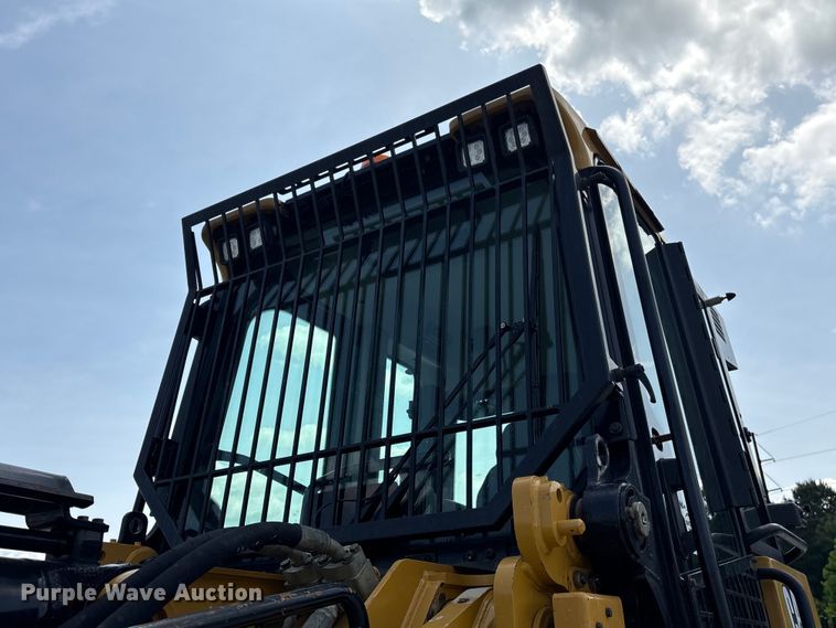 image for item EF1165 2021 Caterpillar 963 track loader