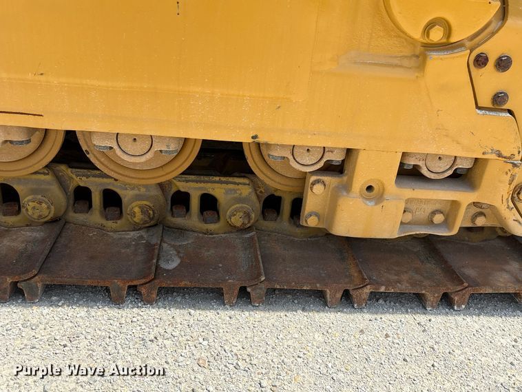 image for item EF1165 2021 Caterpillar 963 track loader