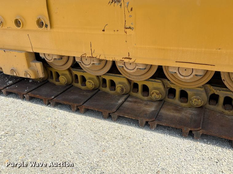 image for item EF1165 2021 Caterpillar 963 track loader