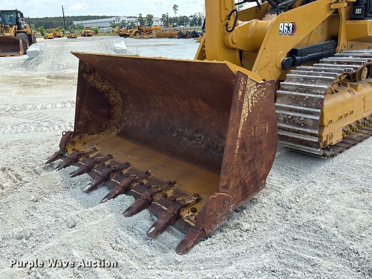 image for item EF1165 2021 Caterpillar 963 track loader
