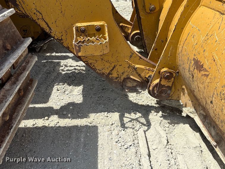 image for item EF1165 2021 Caterpillar 963 track loader