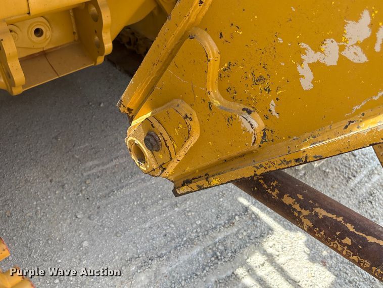 image for item EF1165 2021 Caterpillar 963 track loader