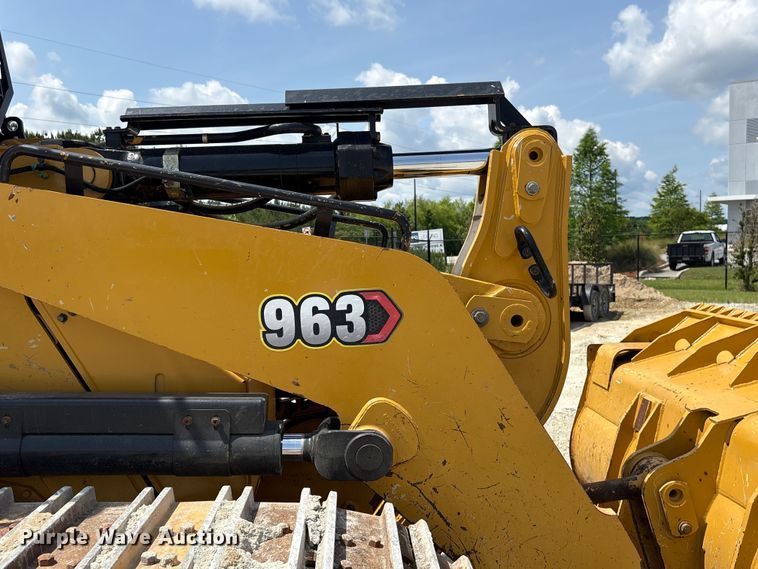 image for item EF1165 2021 Caterpillar 963 track loader