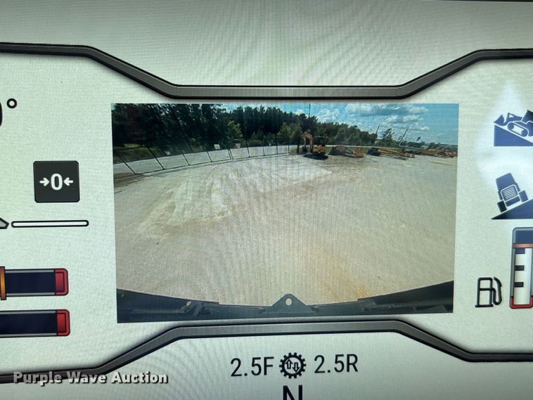 image for item EF1165 2021 Caterpillar 963 track loader