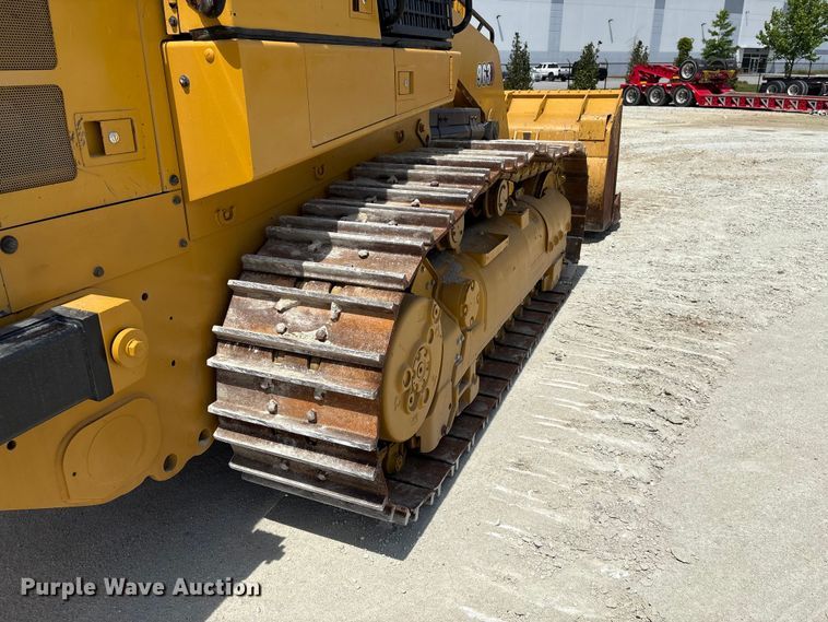 image for item EF1165 2021 Caterpillar 963 track loader