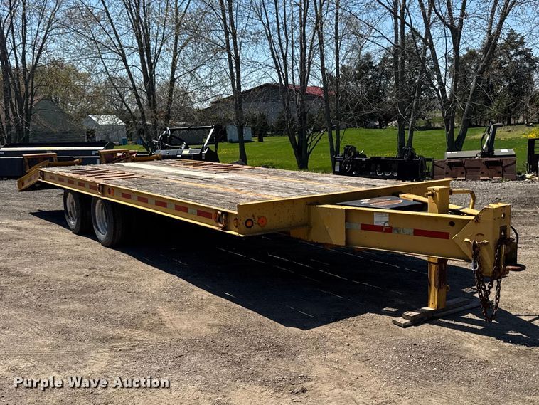 image for item EF2465 1995 Dynaweld equipment trailer